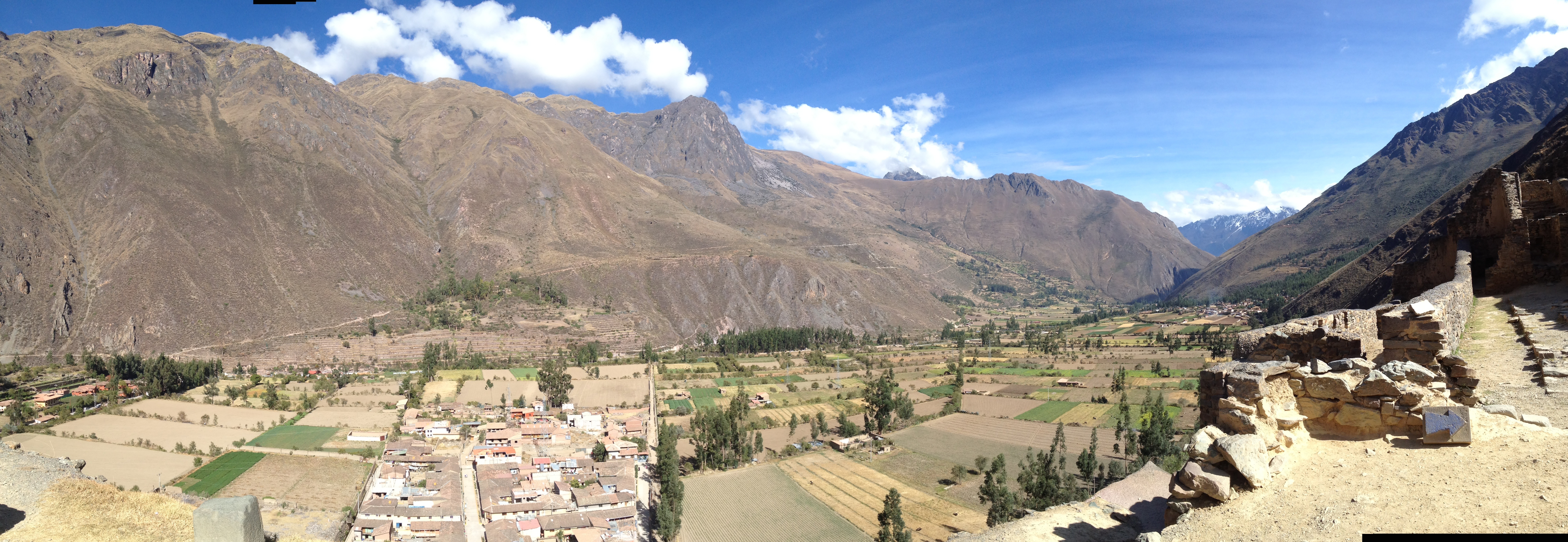 The Drive up to Pisac